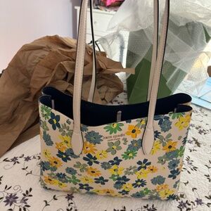 Kate Spade Blue, Yellow Green Daiisy Purse w/ Matching Wallet